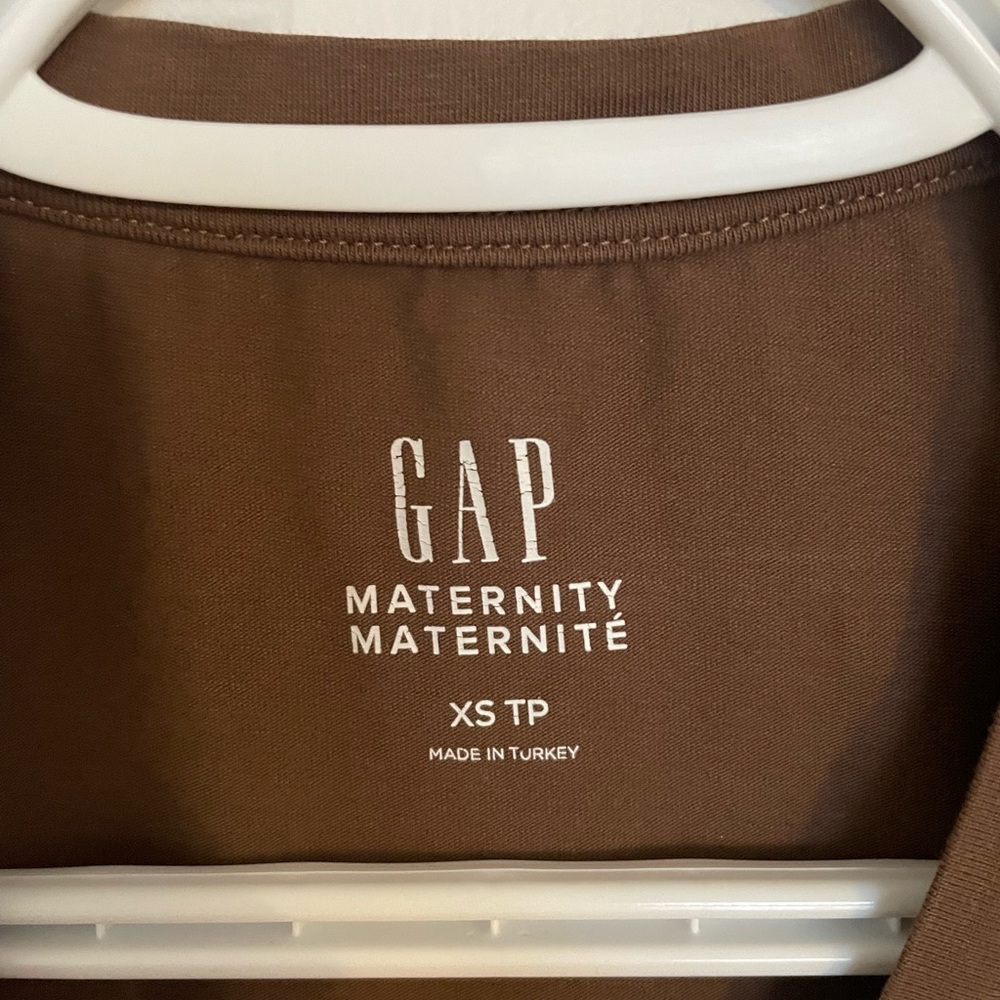 GAP Maternity Brown T-Shirt - Picture 5 of 5